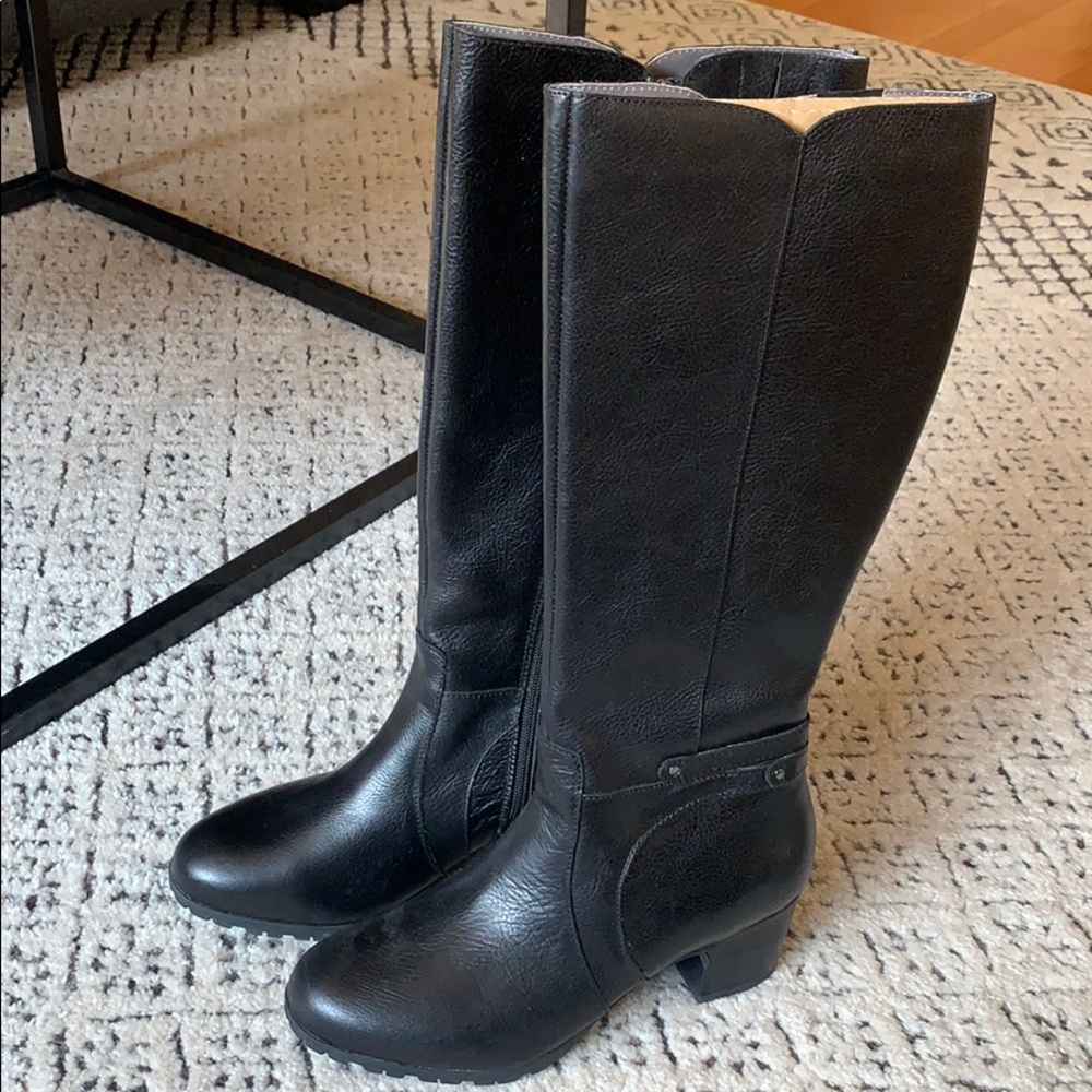 Jambu Chai Black Tall Leather Boots